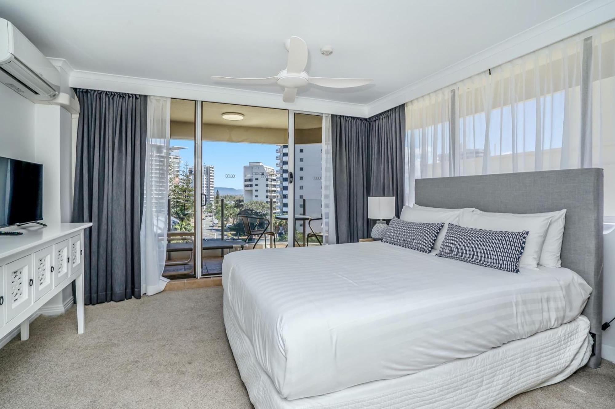 Dorchester On The Beach Gold Coast Exterior foto